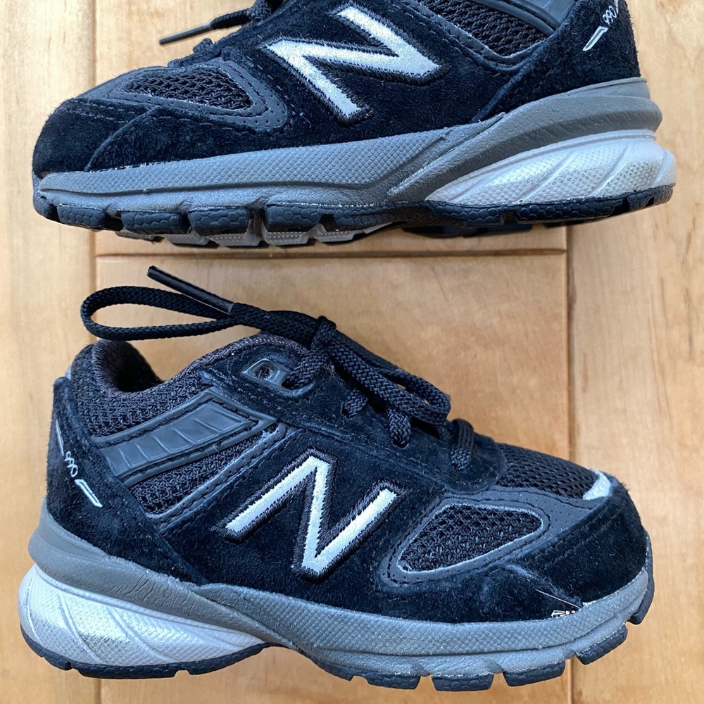 New Balance 990 Infant Size 4 Black